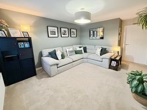 Photo 11- click for photo gallery